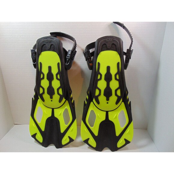 Khroom Swim/Snorkle Flippers Size S/M  (4.5 - 8.5) Adjustable Yellow and Black - Picture 4 of 9